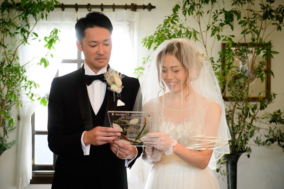 定番 オリジナルまで 人前式ならではの誓いの言葉例文集 でら婚