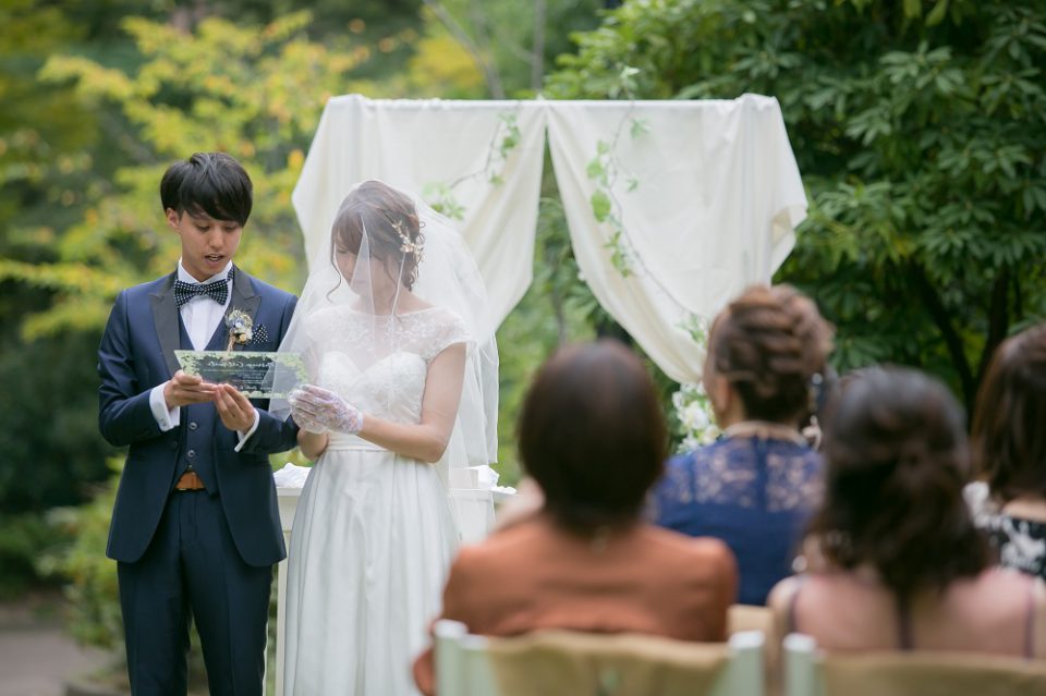 定番 オリジナルまで 人前式ならではの誓いの言葉例文集 でら婚