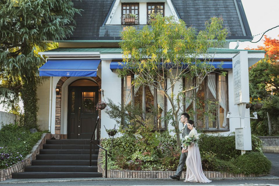 結婚式場探しを始める方必見 会場決定前に知っておきたいポイント でら婚